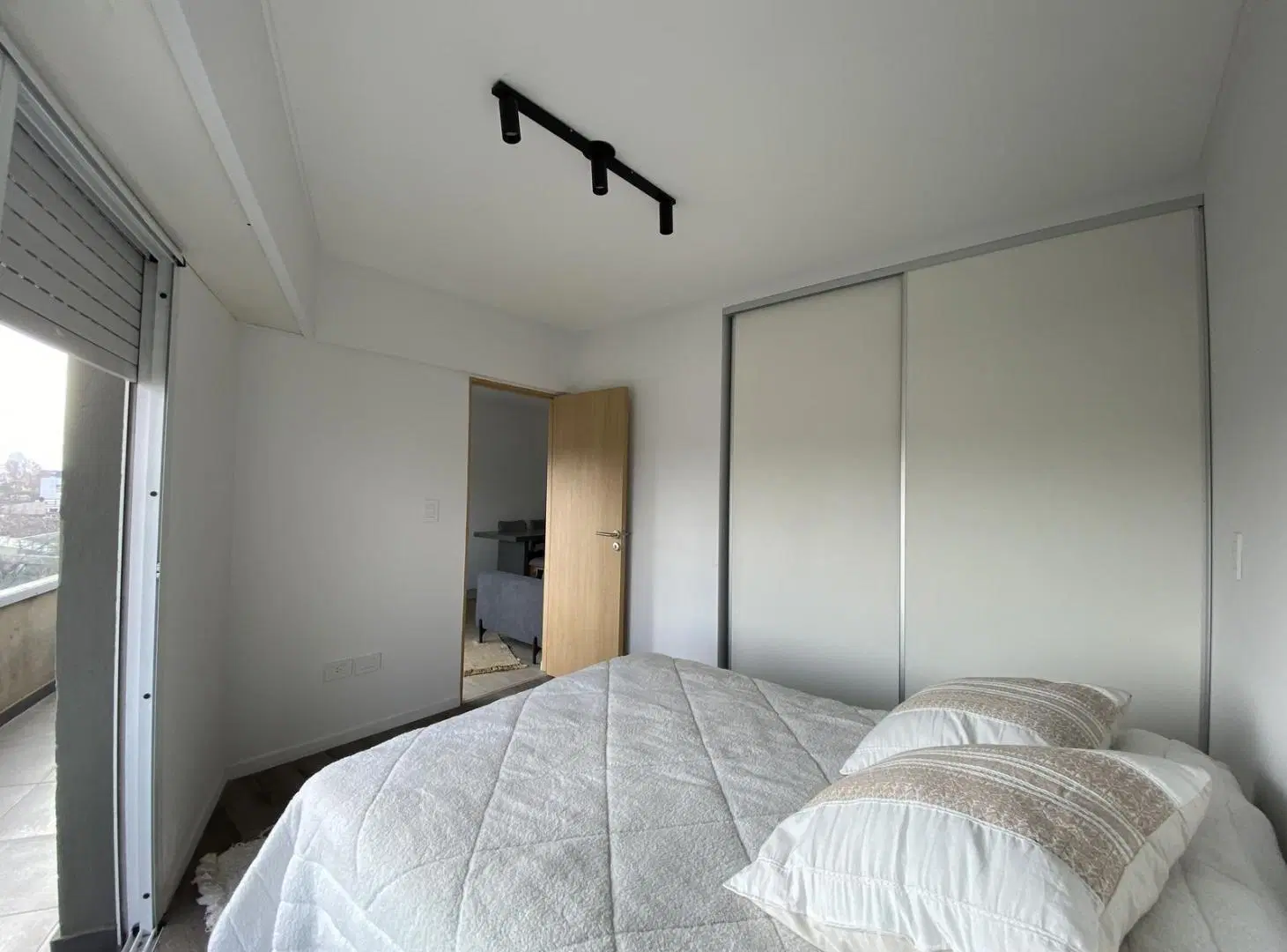 BV AVELLANEDA AL 800 VENTA DEPARTAMENTO 1 DORMITORIO EN ECHESORTU ROSARIO 4
