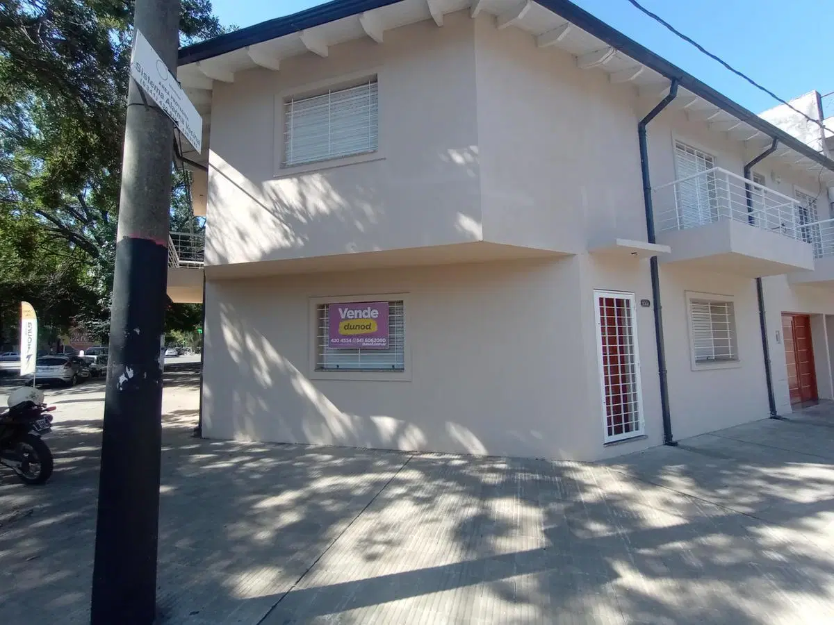 AV PELLEGRINI AL 3900 CASA EN VENTA Y ALQUILER 2 DORMITORIOS EN ROSARIO BARRIO BELLA VISTA 2