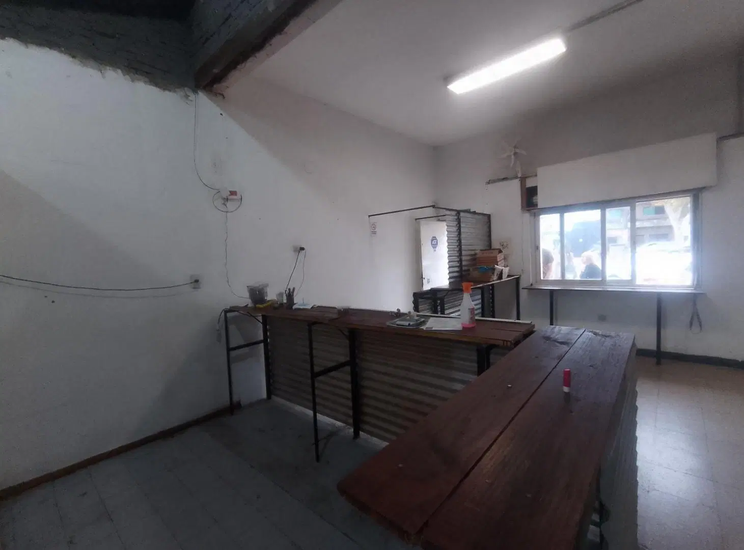 VIAMONTE AL 4100 ALQUILER LOCAL COMERCIAL EN ROSARIO BARRIO TRIANGULO 4