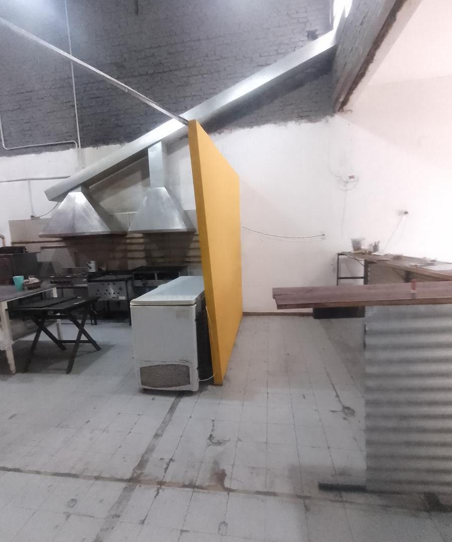 Foto de VIAMONTE AL 4100 ALQUILER LOCAL COMERCIAL EN ROSARIO BARRIO TRIANGULO, imagen 3