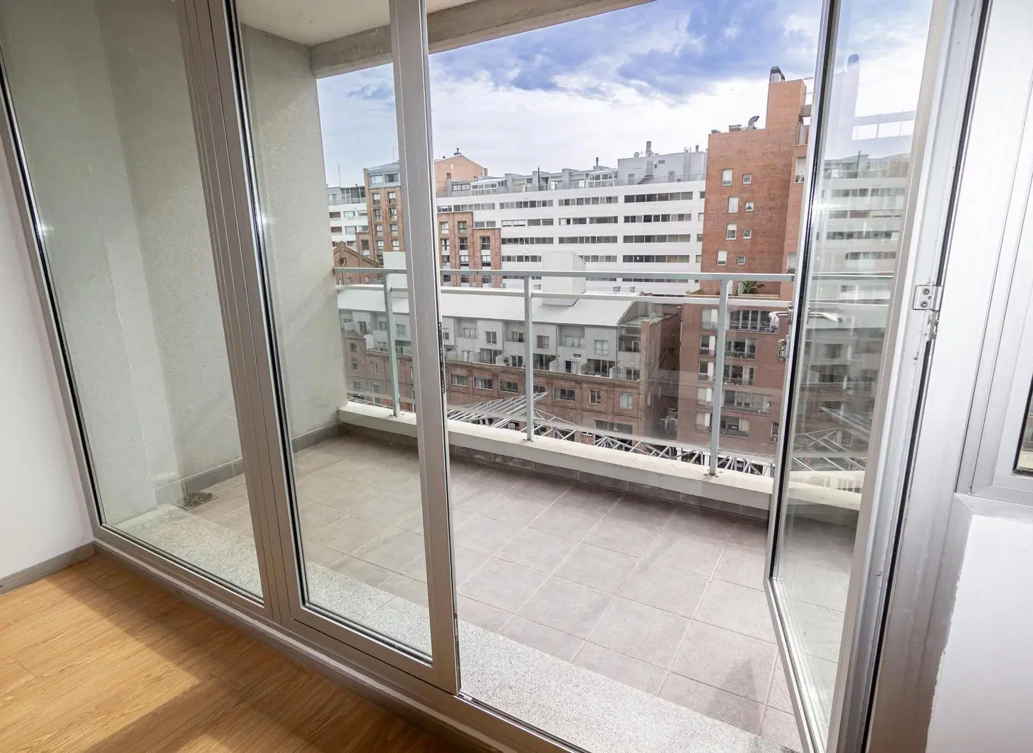 AV L CANDIDO CARBALLO AL 100 - VENTA DEPARTAMENTO 1 DORMITORIO CON COCHERA EN ROSARIO 5