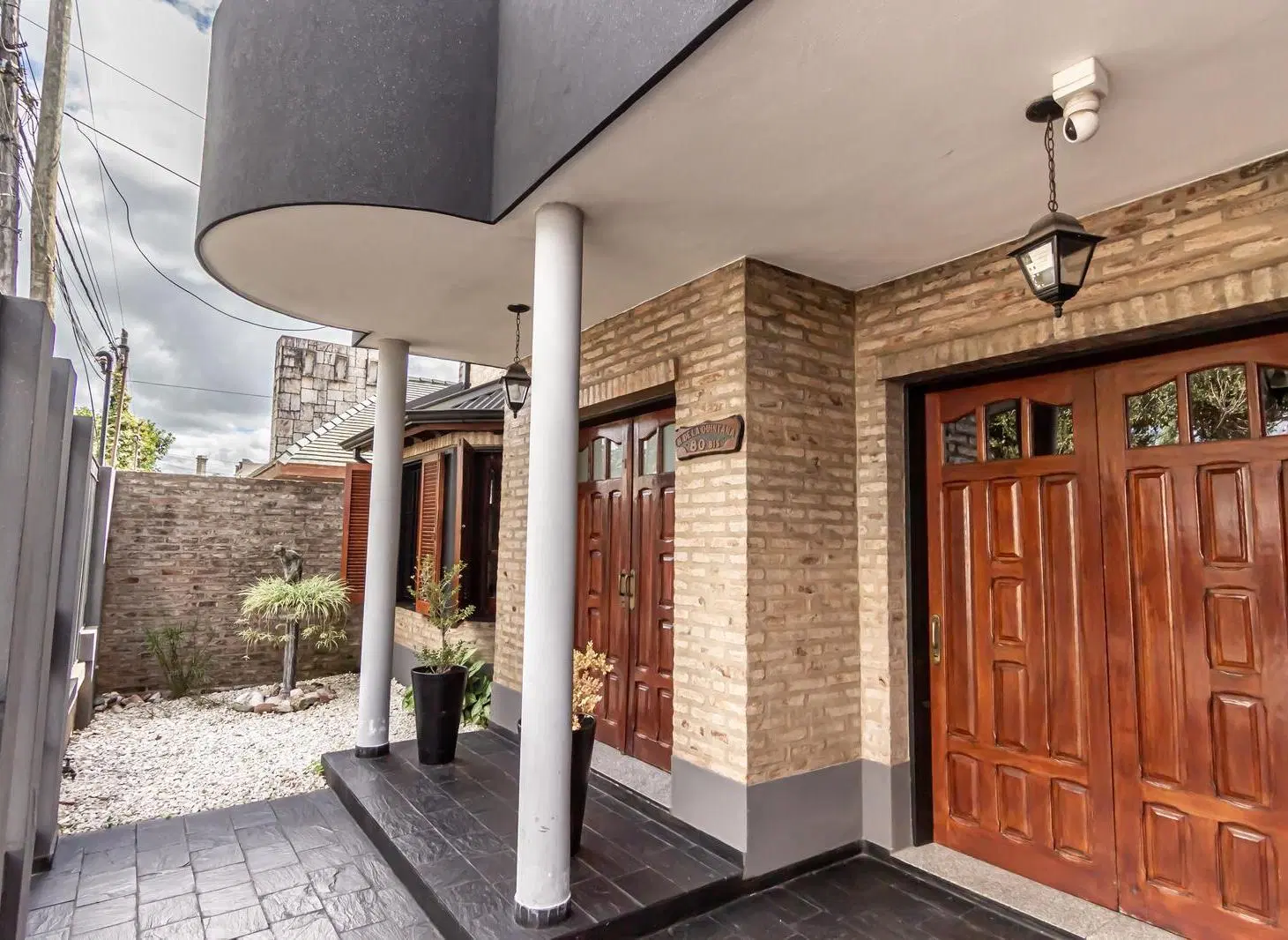 Venta Casa de 4 Dormitorios con Pileta en Rosario Zona Sur - H DE L AQUINTANA 80 BIS 4