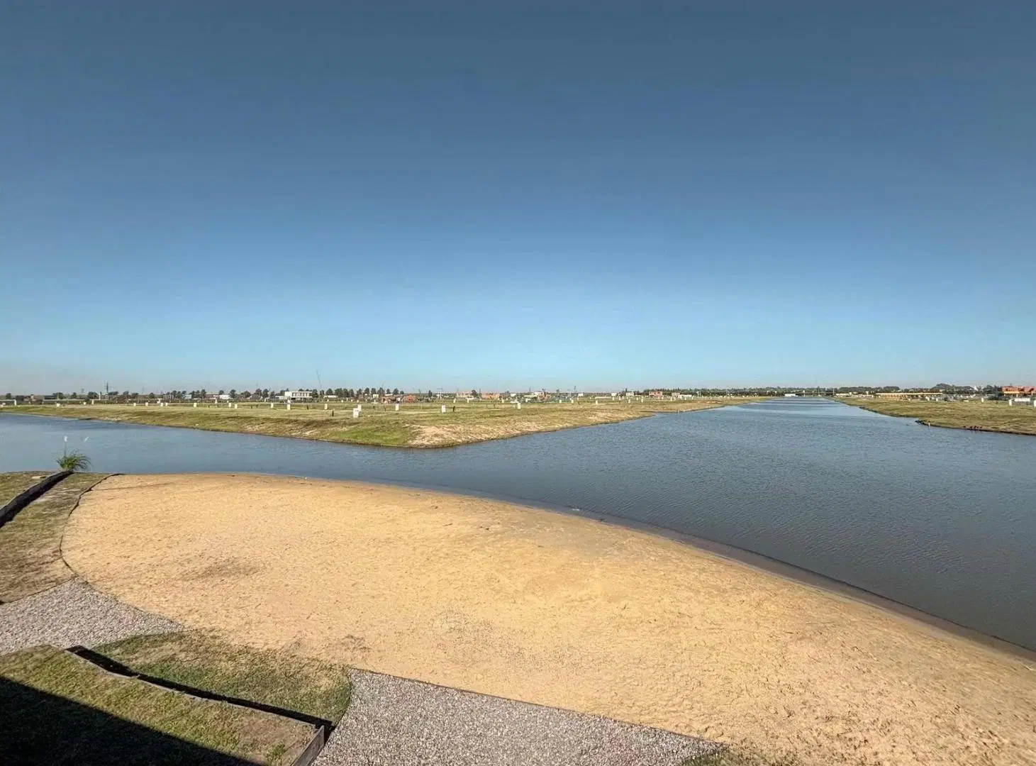 VENTA DE LOTES EN FUNES LAKE ISLA H - FUNES ROSARIO 4