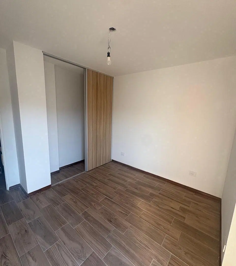 JUAN B JUSTO AL 1000 VENTA CASA PASILLO 2 DORMITORIOS EN ALBERDI - ROSARIO 4