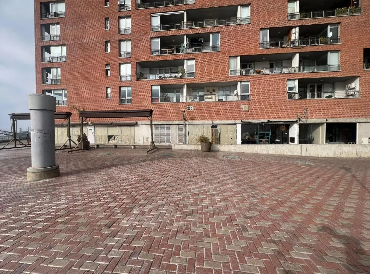 AV CANDIDO CARBALLO AL 100 PALCO PARANA CIUDAD RIBERA ALQUILER LOCAL EN ROSARIO PUERTO NORTE 5
