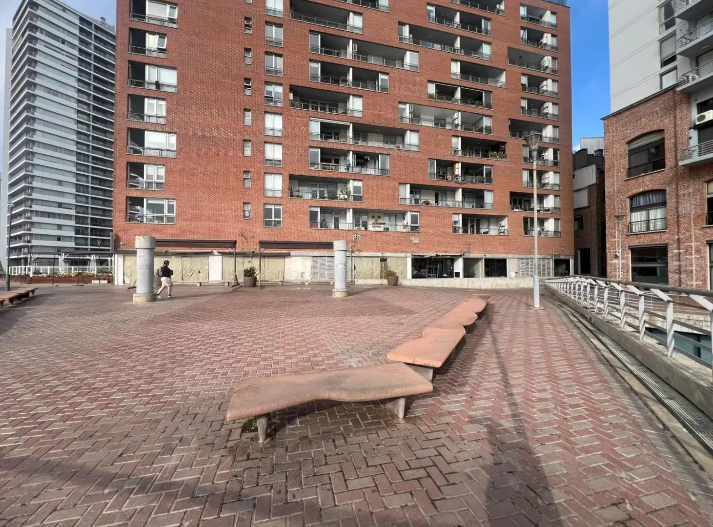 AV CANDIDO CARBALLO AL 100 PALCO PARANA CIUDAD RIBERA ALQUILER LOCAL EN ROSARIO PUERTO NORTE 2