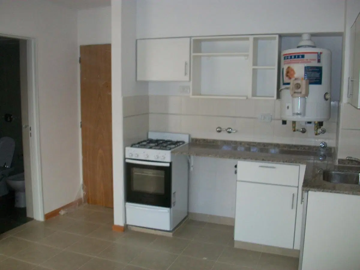 BALCARCE AL 1400 ALQUILER DEPARTAMENTO MONOAMBIENTE EN ROSARIO 3