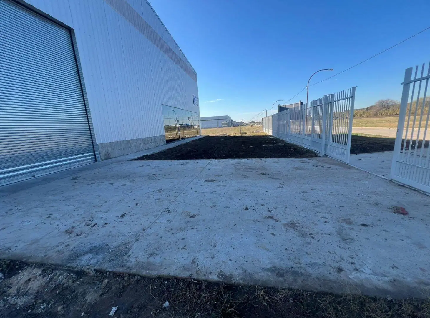 URIBURU AL 6800 ALQUILER GALPON 2700 m2 CUBIERTOS EN ROSARIO 2