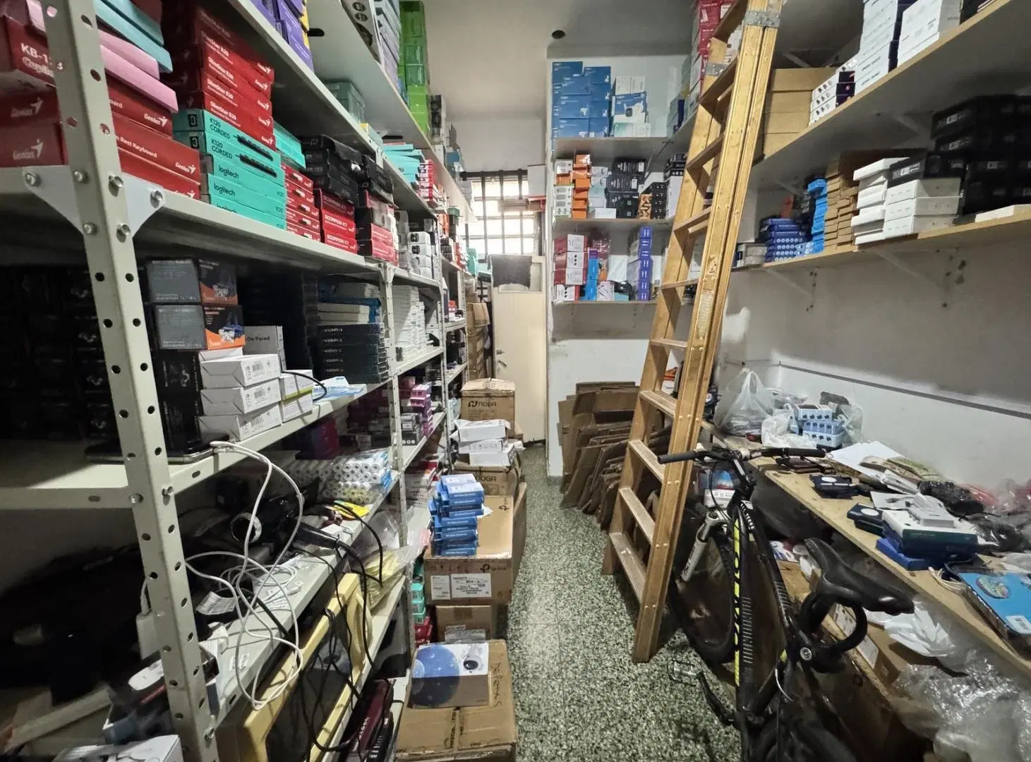 SARMIENTO AL 1200 VENTA DE LOCAL EN ROSARIO 4