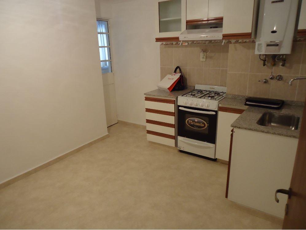 Foto de DORREGO AL 1100 ALQUILER DEPARTAMENTO 2 DORMITORIOS CON COCHERA EN, imagen 5