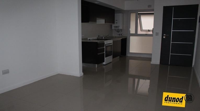 Foto de ITALIA AL 300 ALQUILER DEPARTAMENTO 1 DORMITORIO CON COCHERA EN ROSARIO, imagen 4
