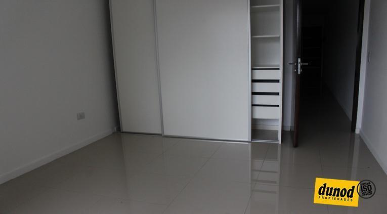 Foto de ITALIA AL 300 ALQUILER DEPARTAMENTO 1 DORMITORIO CON COCHERA EN ROSARIO, imagen 2