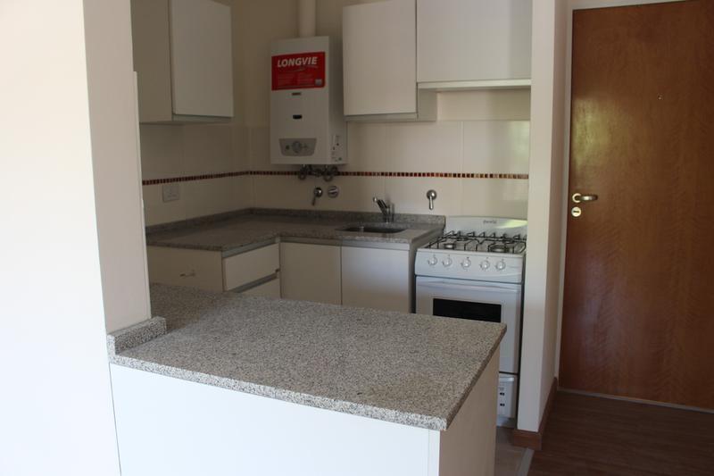 Foto de CRESPO al 1100 - VENTA DEPARTAMENTO 1 DORMITORIO EN BARRIO ECHESORTU, imagen 2