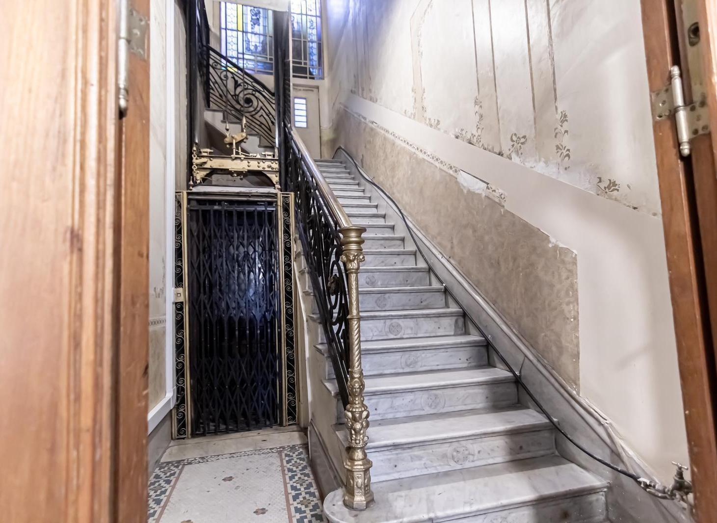 Foto de BUENOS AIRES AL 1000 VENTA DEPARTAMENTO EN BARRIO MARTIN ROSARIO, imagen 2