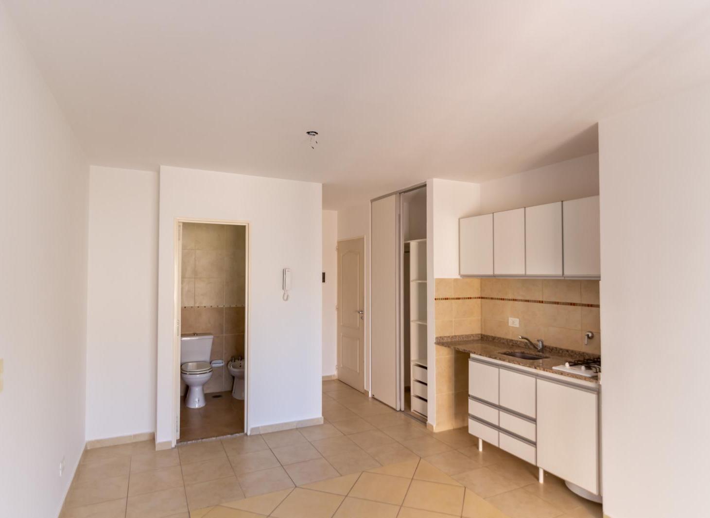 Foto de TUCUMAN AL 1400 - VENTA MONOAMBIENTE EN ROSARIO CENTRO, imagen 2
