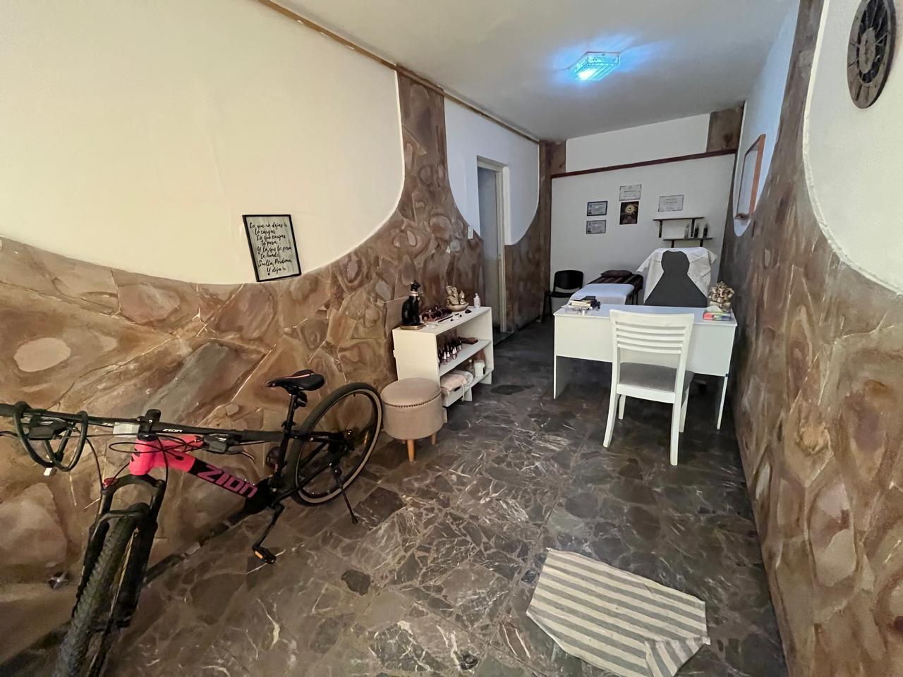 Foto de LARREA AL 1300 CASA EN VENTA 2 DORMITORIOS BARRIO AZCUENAGA ROSARIO, imagen 1