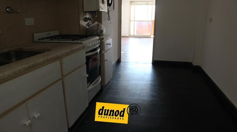 Foto de URQUIZA AL 1600 ALQUILER DEPARTAMENTO 2 DORMITORIOS EN ROSARIO, imagen 5