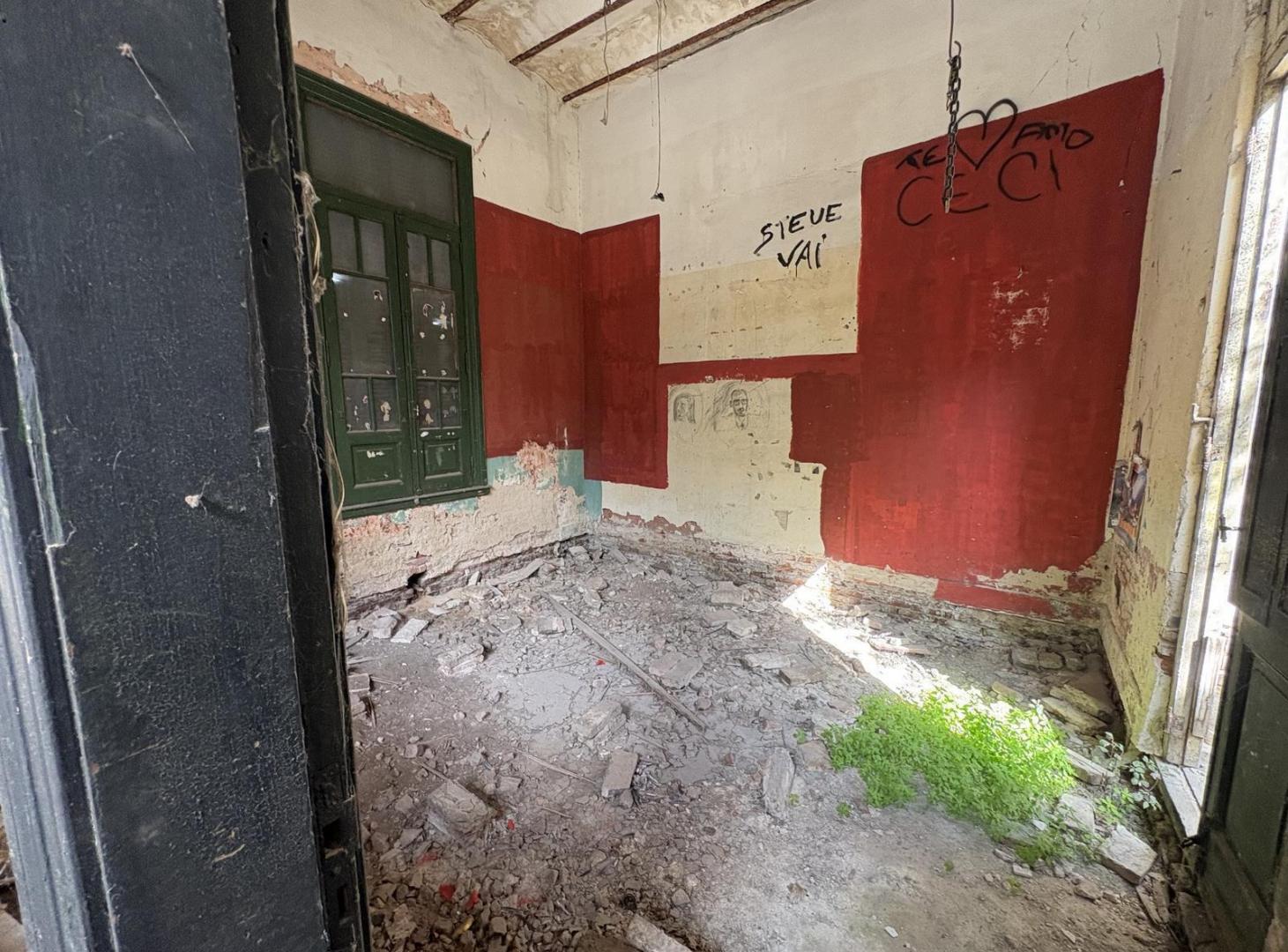 Foto de URQUIZA AL 3700 VENTA DE LOCAL EN BARRIO ECHESORTU ROSARIO, imagen 1