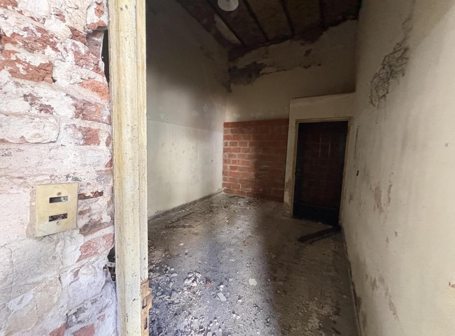 Foto de URQUIZA AL 3700 VENTA DE LOCAL EN BARRIO ECHESORTU ROSARIO, imagen 5