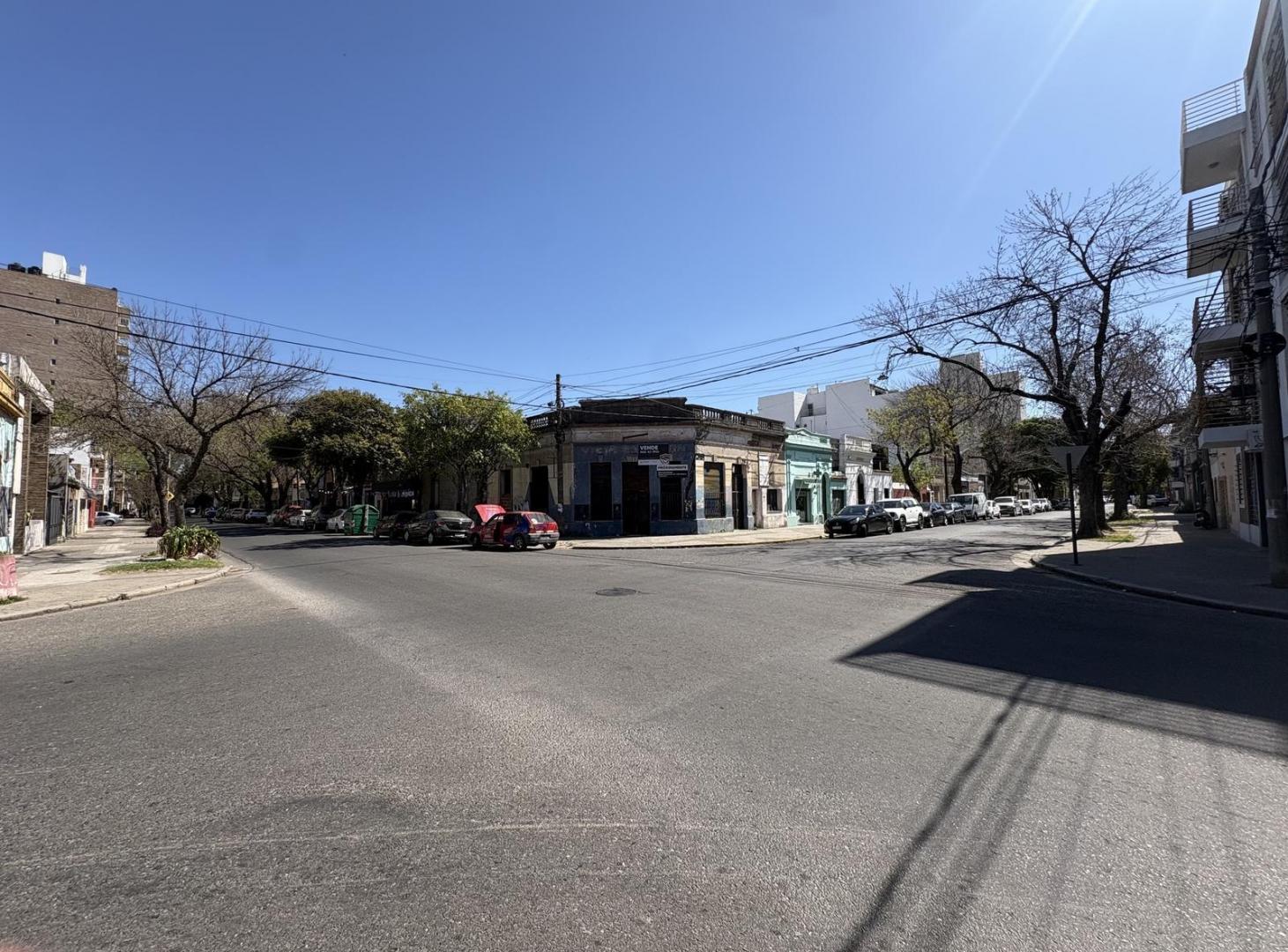Foto de URQUIZA AL 3700 VENTA DE LOCAL EN BARRIO ECHESORTU ROSARIO, imagen 2