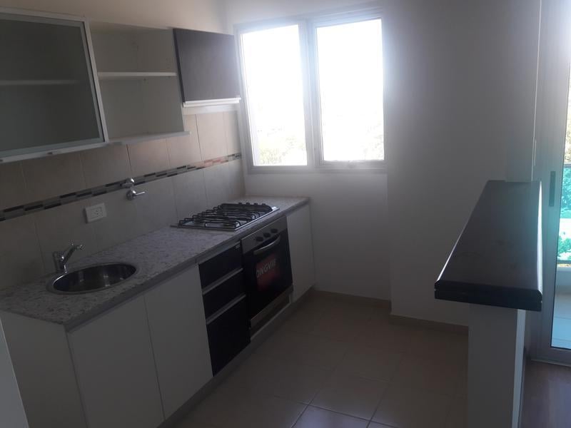 Foto de 27 DE FEBRERO AL 1700 ALQUILER DEPARTAMENTO 1 DORMITORIO CON COCHERA EN, imagen 3