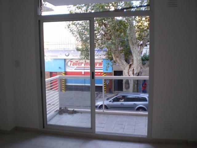 Foto de CALLAO AL 1200 VENTA DEPARTAMENTO 1 DORMITORIO BARRIO LOURDES ROSARIO, imagen 1