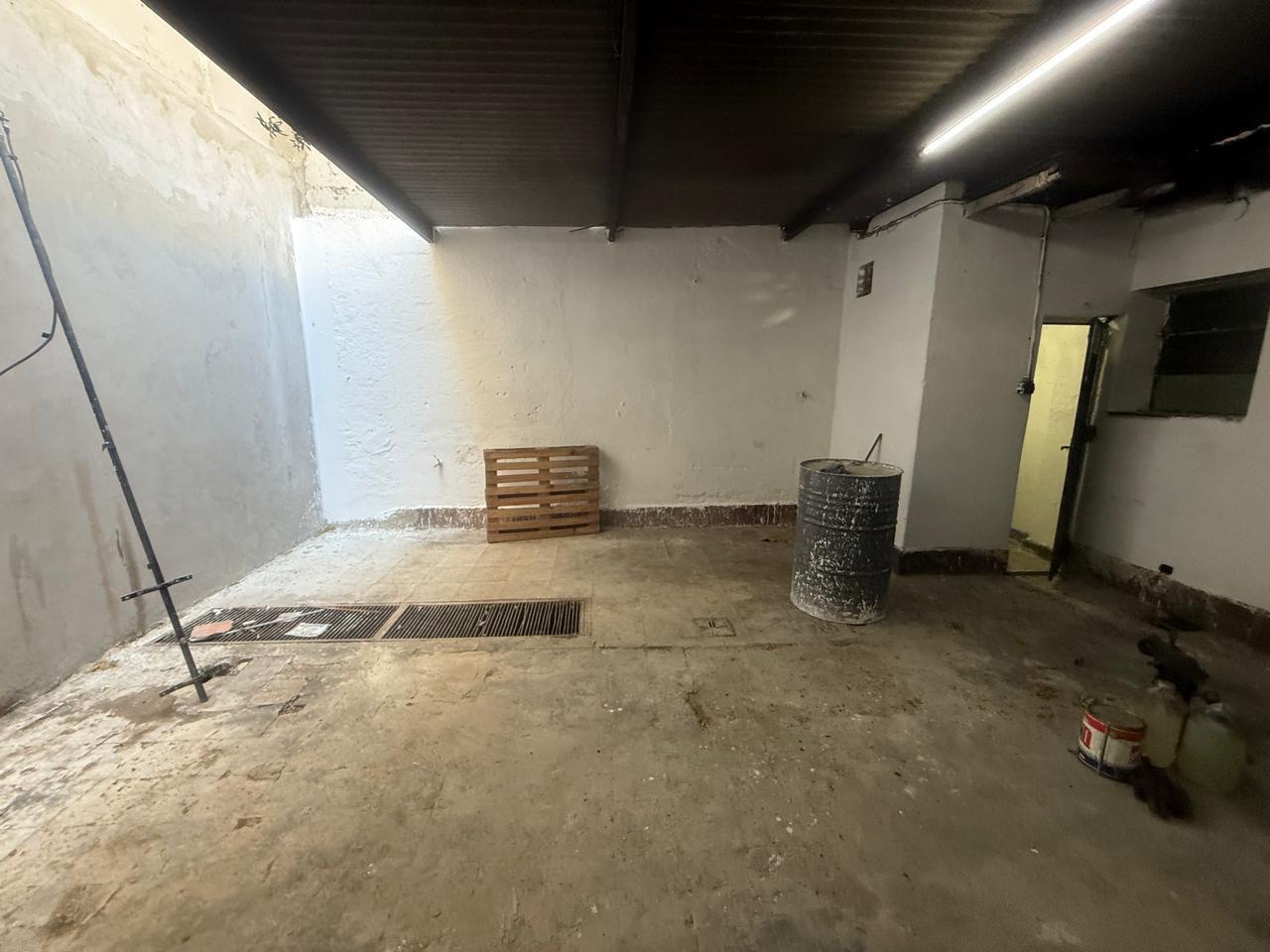 Foto de FERNANDO EL CATOLICO AL 4100 DEPOSITO EN VENTA EN ECHESORTU - ROSARIO, imagen 5