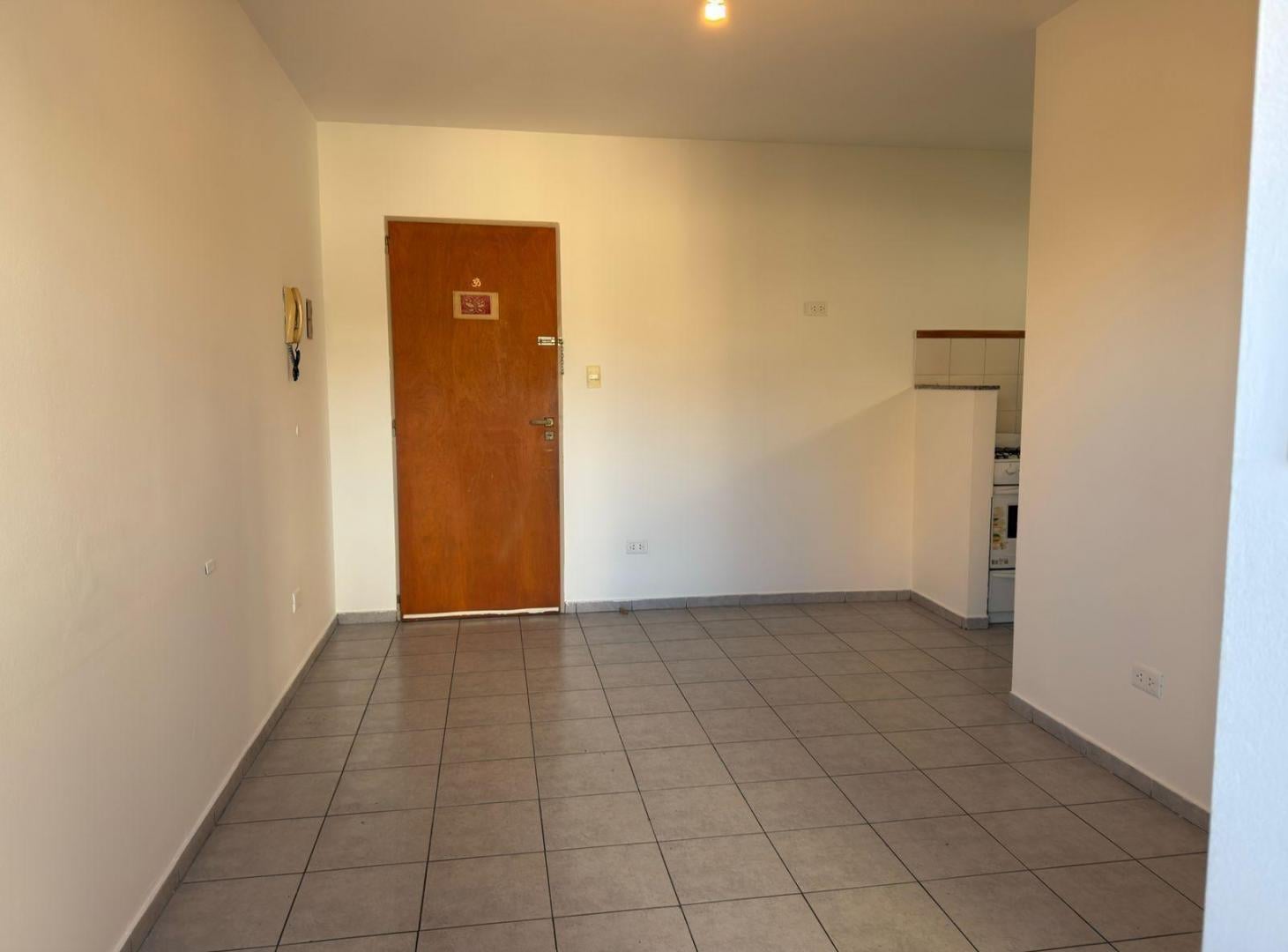 Foto de URQUIZA AL 2200 ALQUILER DEPARTAMENTO 1 DORMITORIO EN ROSARIO, imagen 3