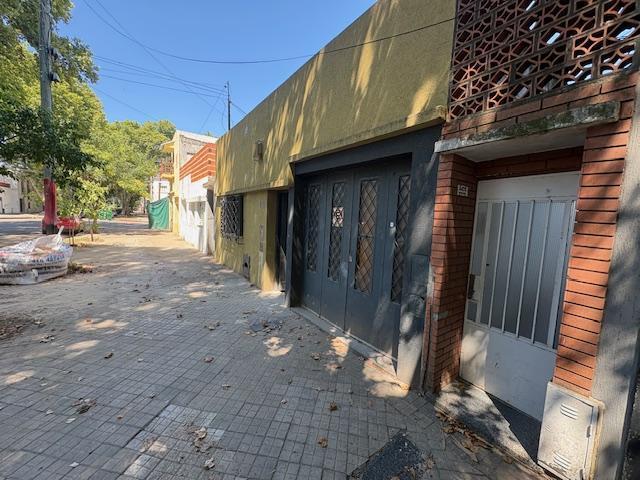 Foto de SUIPACHA AL 2400 VENTA CASA DE 2 DORMITORIOS EN ROSARIO, imagen 1