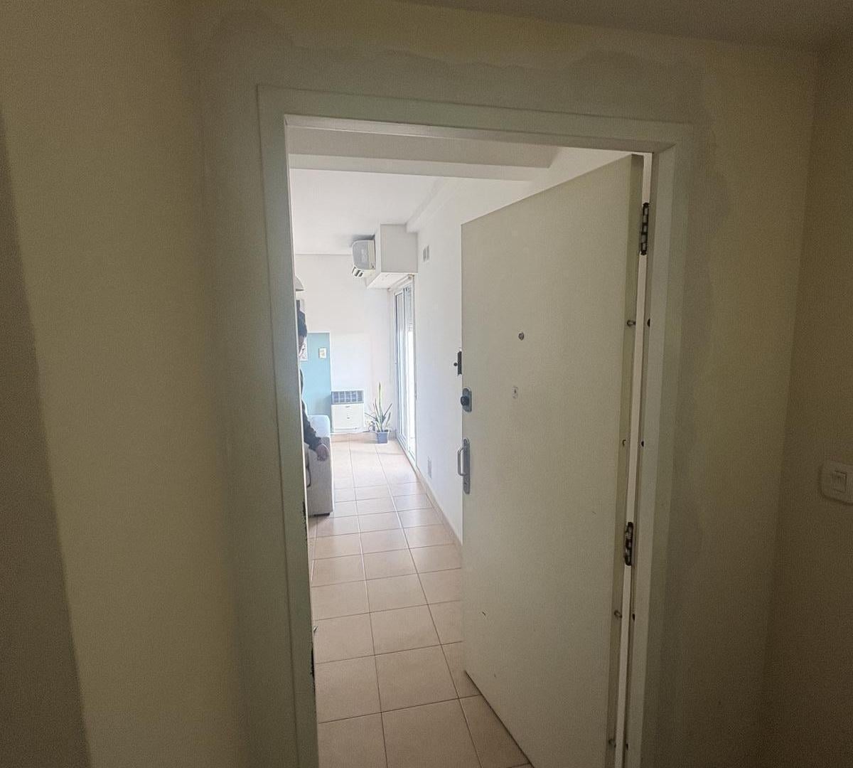 Foto de AV PELLEGRINI AL 4300 VENTA DEPARTAMENTO 2 DORMITORIOS EN ROSARIO, imagen 4