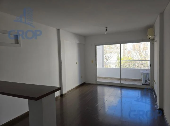 Alquiler Departamento 1 ambiente en  Belgrano.  Balcón. Piso 6. Frente. Pileta. Gym. SUM 2
