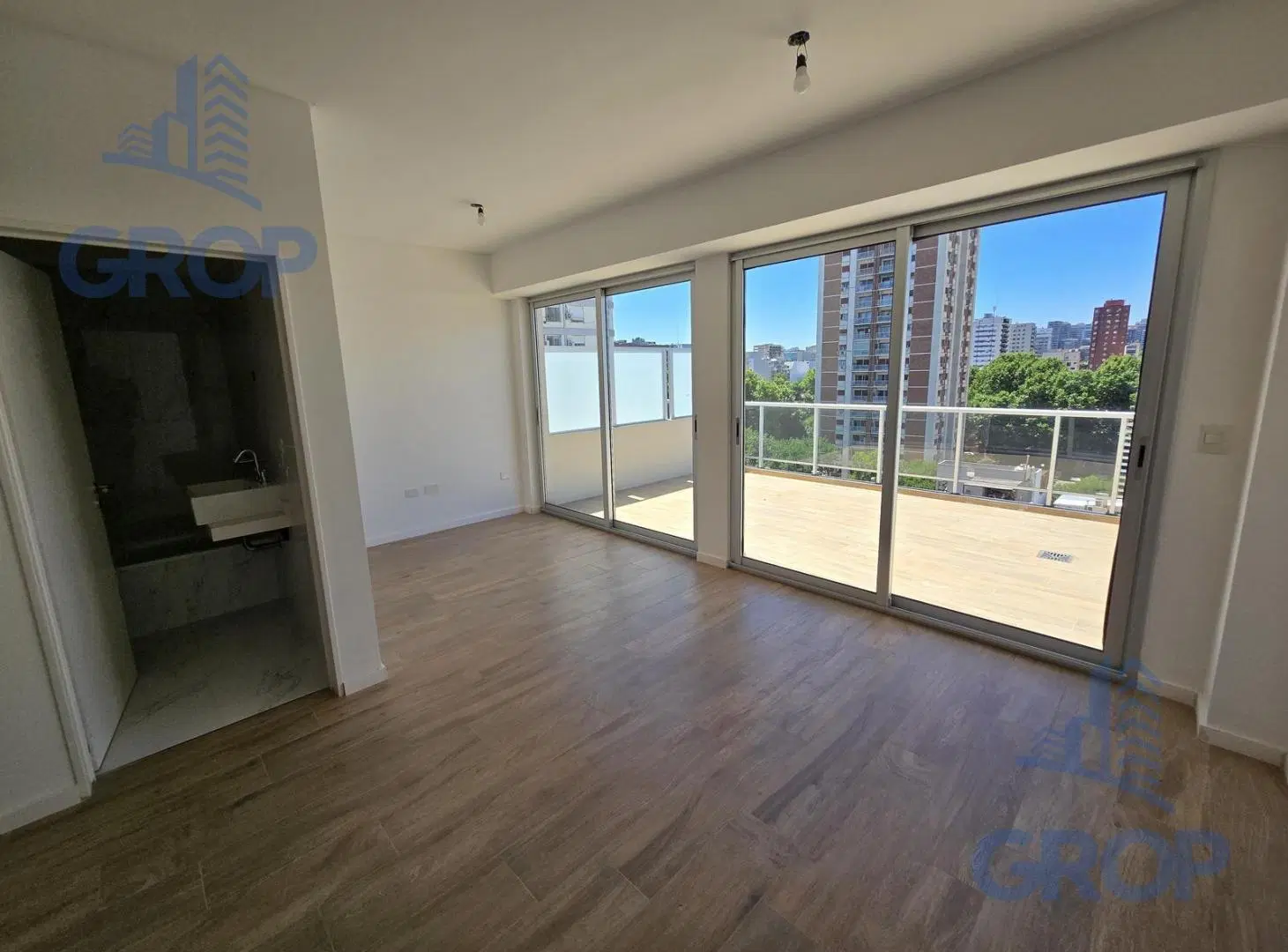 Venta departamento 1 amb. Baño.Toilette. Gran terraza.Frente-A estrenar-Apto profesional-Belgrano 4