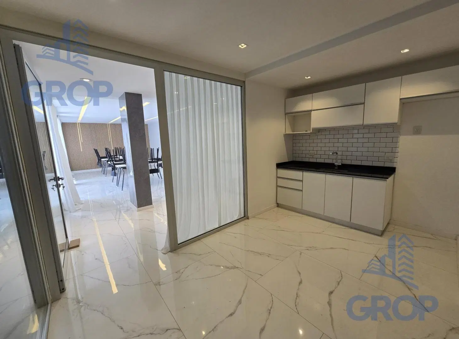 Venta departamento 1 amb. Baño.Toilette. Gran terraza.Frente-A estrenar-Apto profesional-Belgrano 5