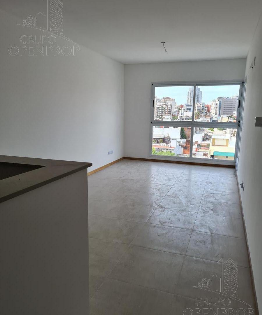 Foto de Alquiler 2 ambientes. baño y toil . balcón. vista abierta. Cochera, imagen 5