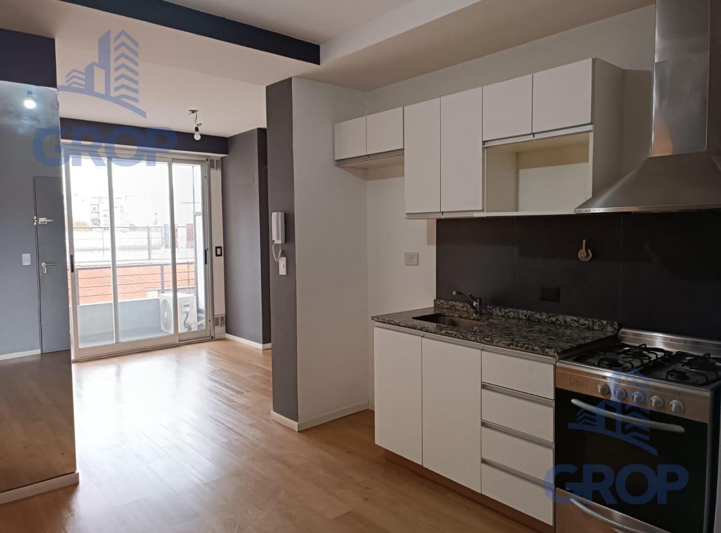 Foto de Alquiler 2 ambientes. Cochera fija. Balcón. Amenities. Almagro. Villa, imagen 5