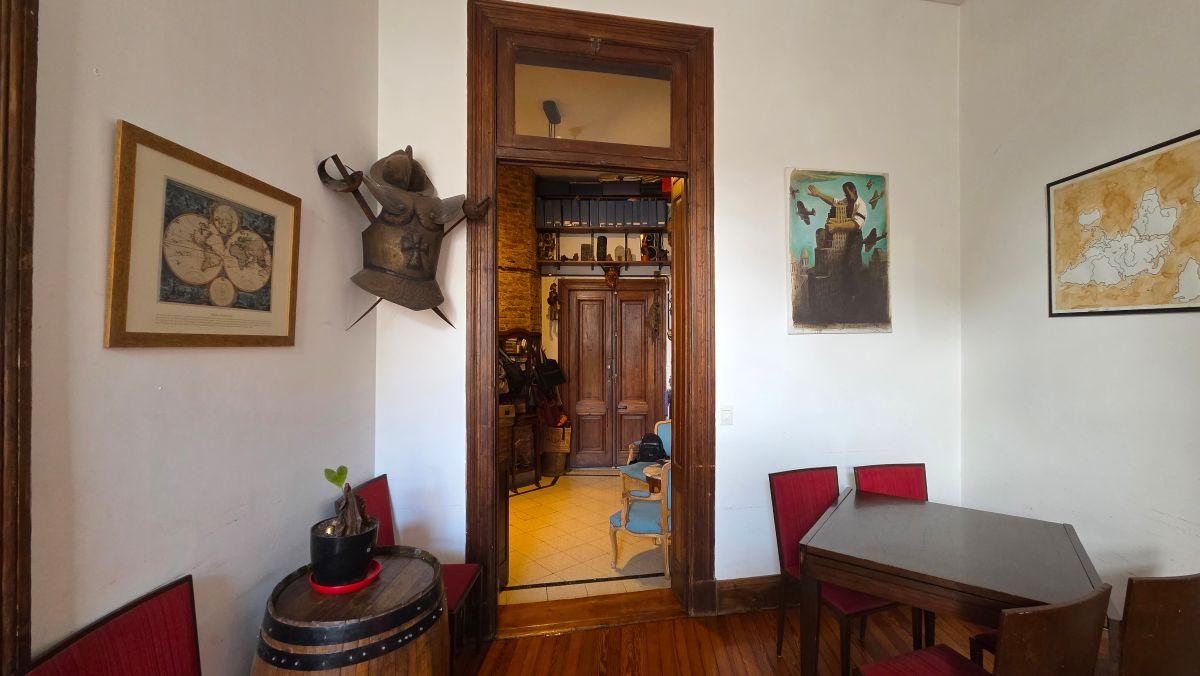 Foto de Departamento de 82 m² con 3 dormitorios en venta en Abasto, imagen 2