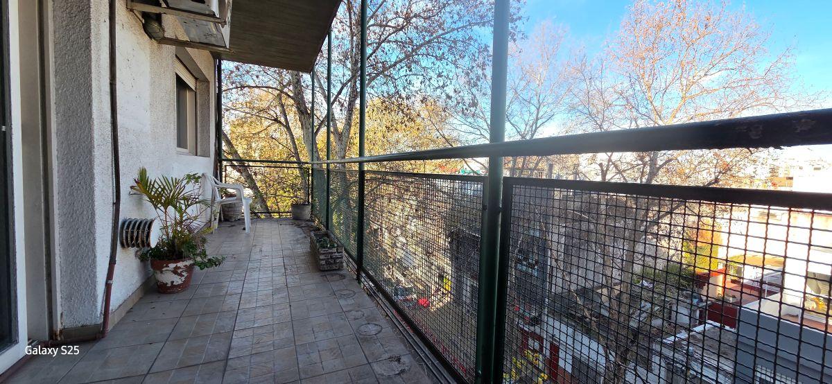 Foto de Departamento de 69 m² frente con balcon corrido.2 dormitorios en venta, imagen 4