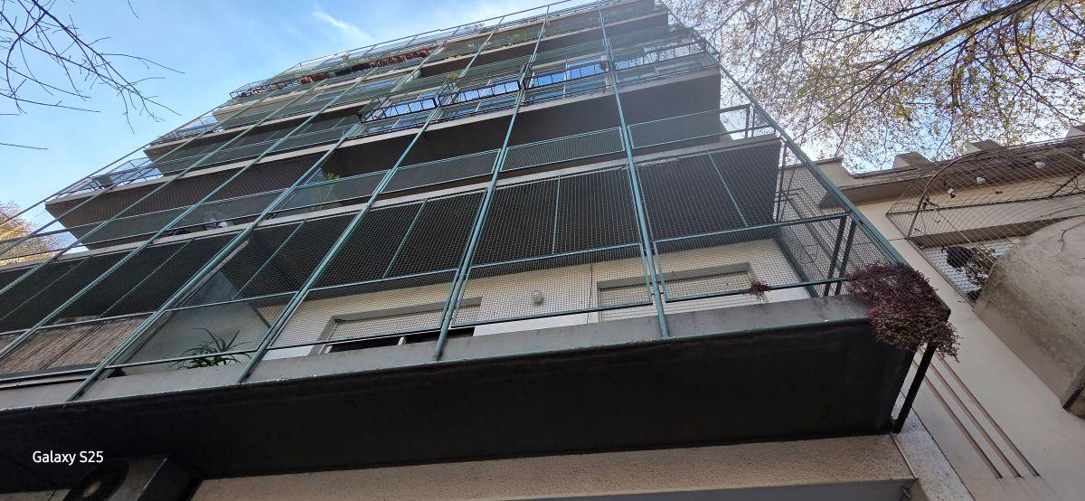 Foto de Departamento de 69 m² frente con balcon corrido.2 dormitorios en venta, imagen 1