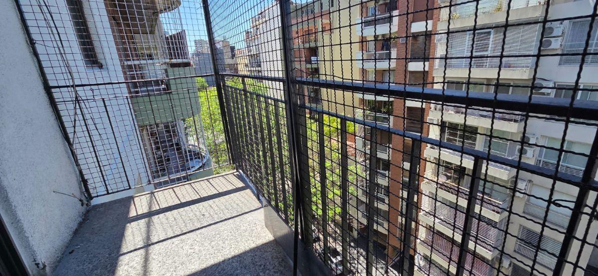 Foto de DEPARTAMENTO EN VENTA DE 3 AMBIENTES AL FRENTE C/BALCON, imagen 2