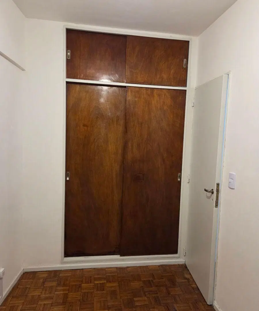 PARAGUAY Y BULNES - TRES AMBIENTES AL FRENTE CON BALCON - IMPECABLE 4