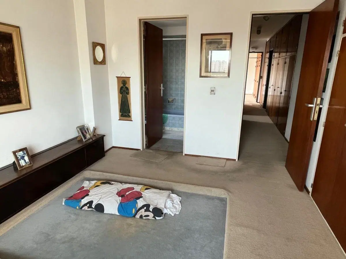 SANTA FE Y AGUERO - SEMIPISO - PISO 20 - 6 AMBIENTES MAS MONOAMBIENTE EN PISO 23 - VISTA AL RIO 4