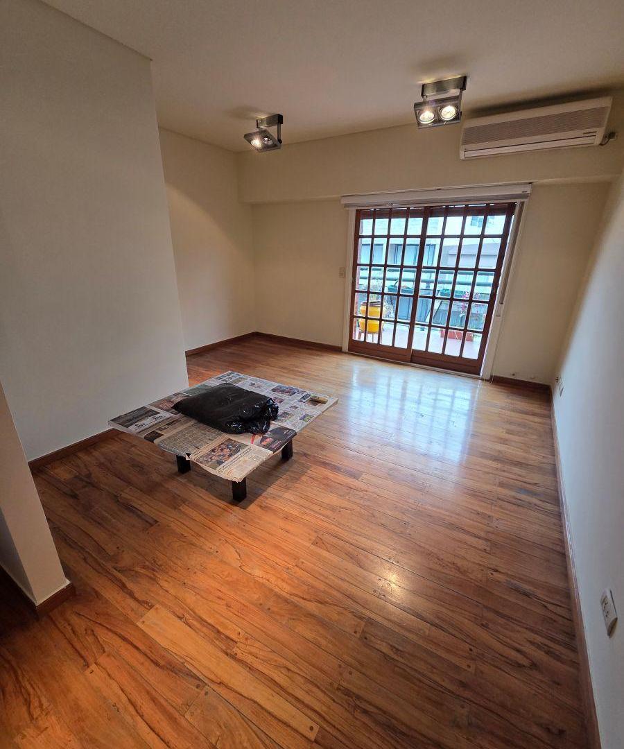 Foto de GUISE Y SOLER - DOS AMBIENTES Y MEDIO EN DUPLEX - BALCON TERRAZA - PATIO CON PARRILLA - ESCRITORIO, imagen 5