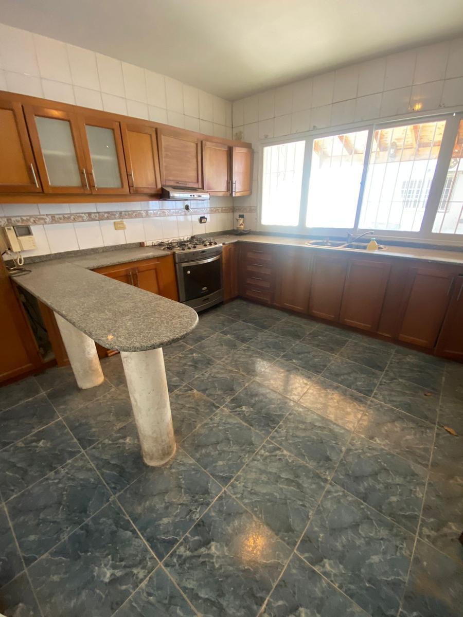 Casa 3 amb mas depto 2 amb en Posadas 979