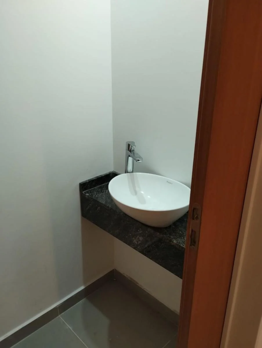 Dúplex 4 Ambientes Al Frente con Garage y Patio a Estrenar 3