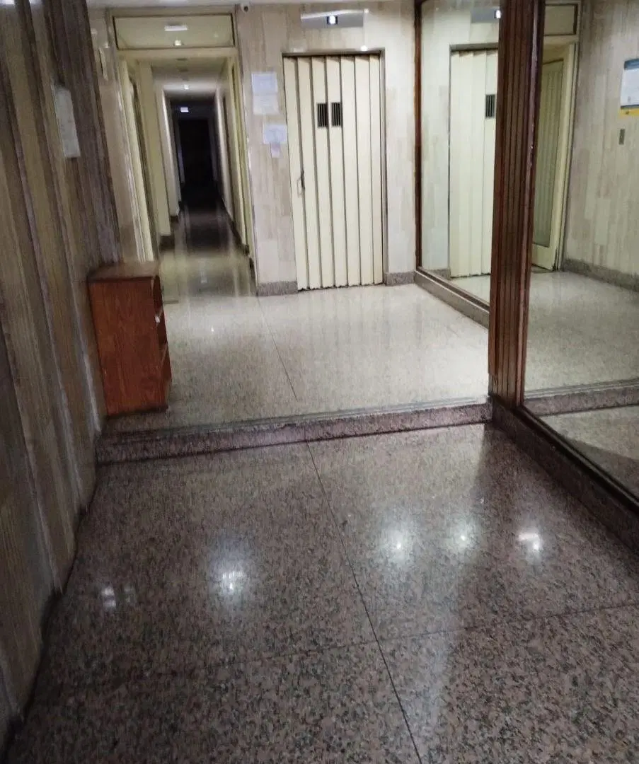 Departamento de 40 m² Apto Profesional en venta en Centro Comercial de Villa del Parque 1