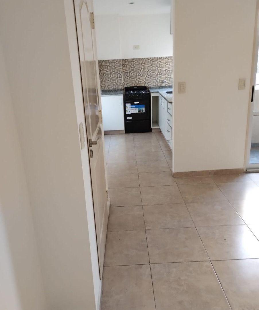 Foto de Ph 2 Ambientes 1º por escalera con Cocina separada y Terraza propia con, imagen 1