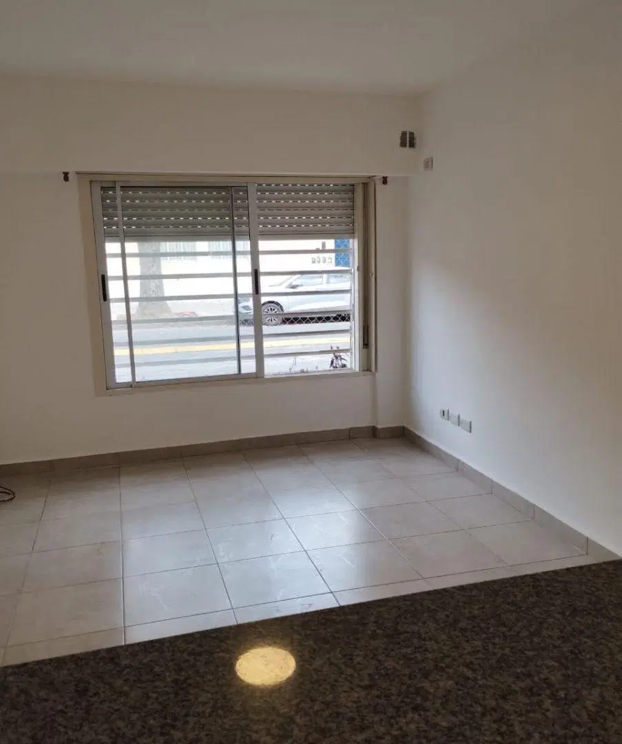PH 2 Ambientes Planta Baja al Frente con Patio 2