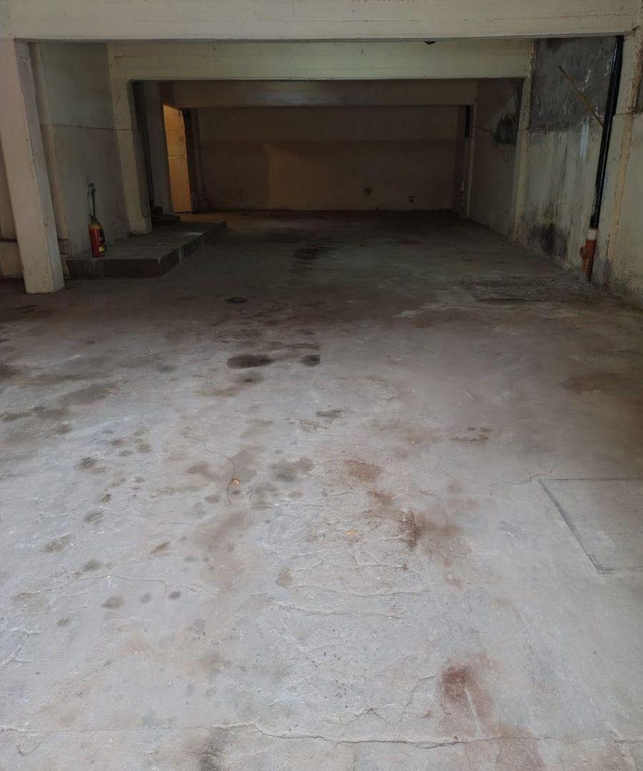 Foto de Cochera Cubierta a nivel de vereda para 6 Automóviles, imagen 2