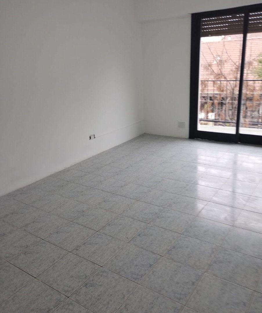 Foto de Depto. 3 Ambientes al Frente con Balcón Corrido, Cocina Separada y, imagen 4
