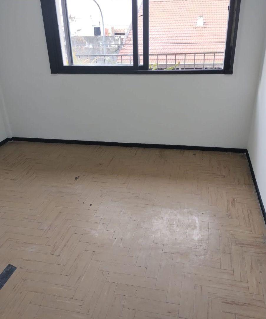 Foto de Depto. 3 Ambientes al Frente con Balcón Corrido, Cocina Separada y, imagen 2